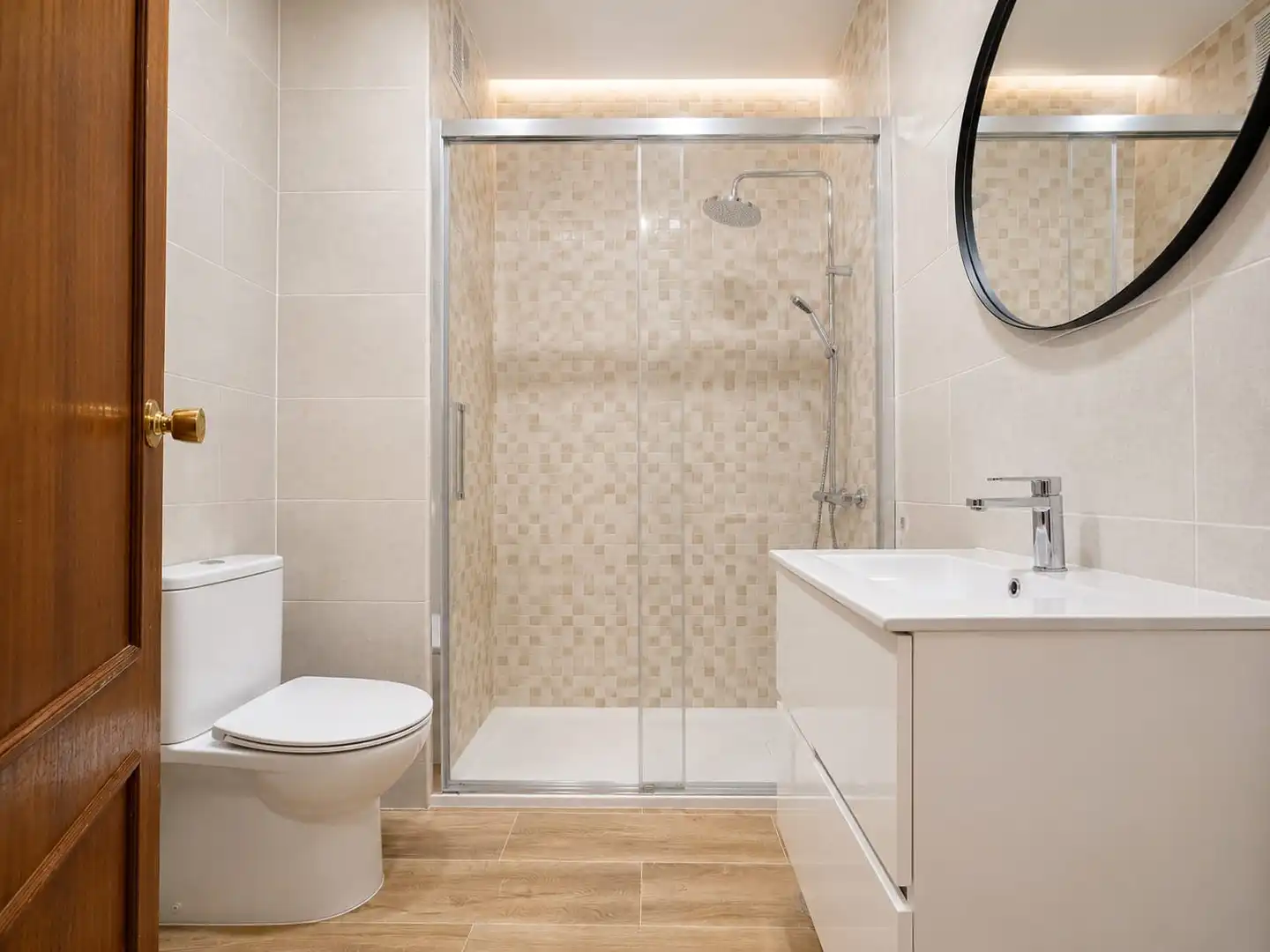 Bathroom of Flat for share in Güímar  with Terrace, Furnished and Oven