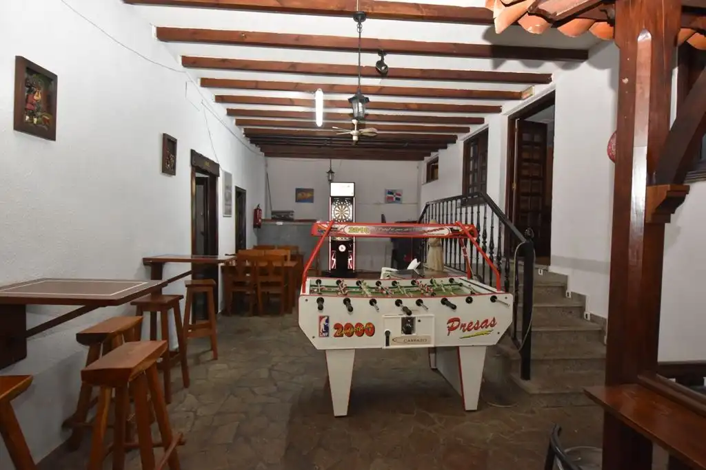Business premises for sale in Noia, imagen 3
