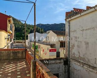 Vista exterior de Casa o xalet en venda en Alzira amb Alarma