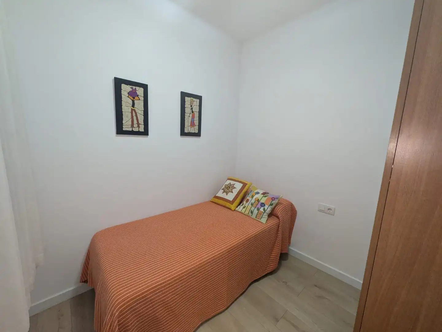 Bedroom of Flat for sale in Sant Joan Despí  with Air Conditioner, Heating and Parquet flooring