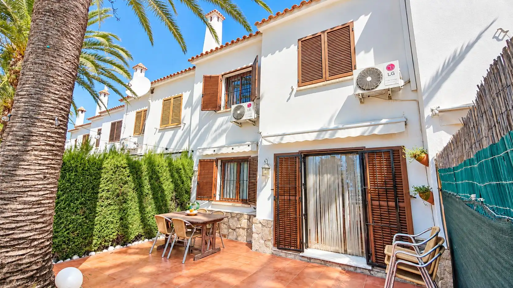 Casa a schiera con piscina in vendita a Las Marinas / Les Marines