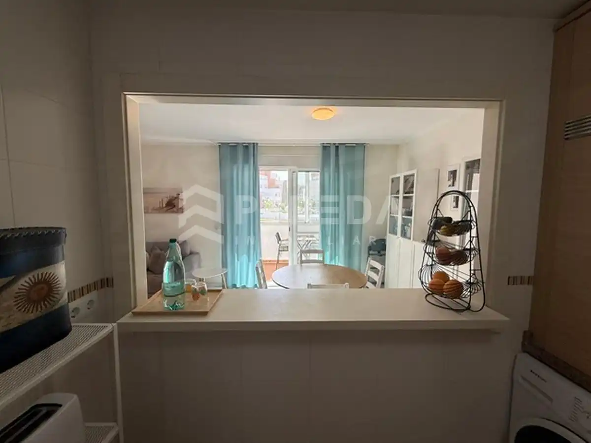 Menjador de Apartament en venda en Roquetas de Mar amb Aire condicionat, Jardí privat i Terrassa