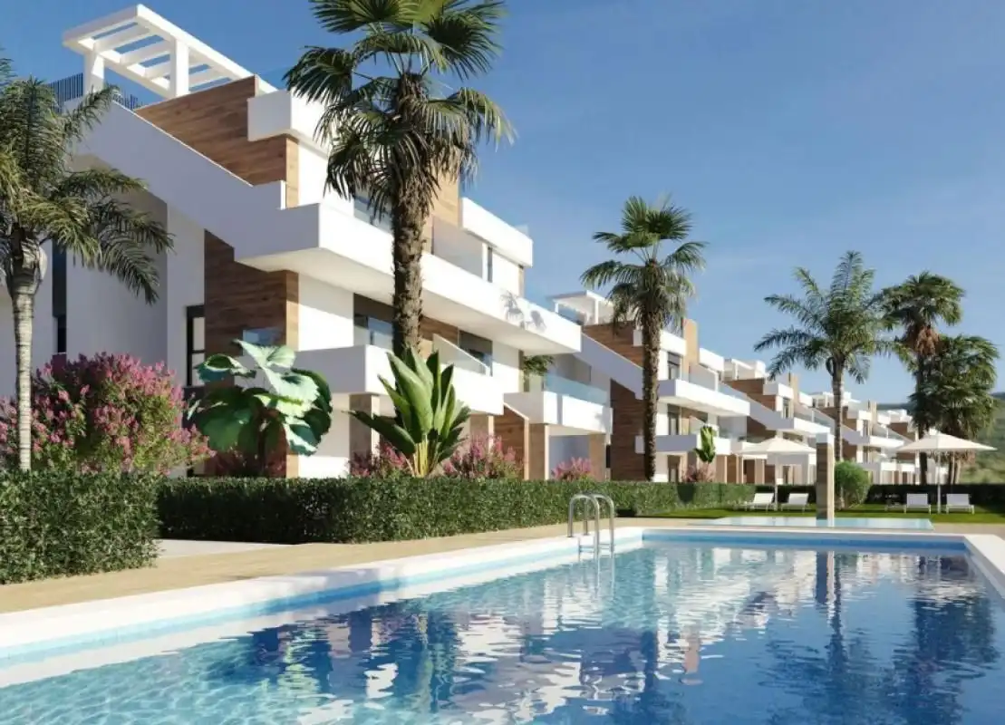 Apartament amb piscina en venda a Hacienda del Álamo Golf, imagen 2