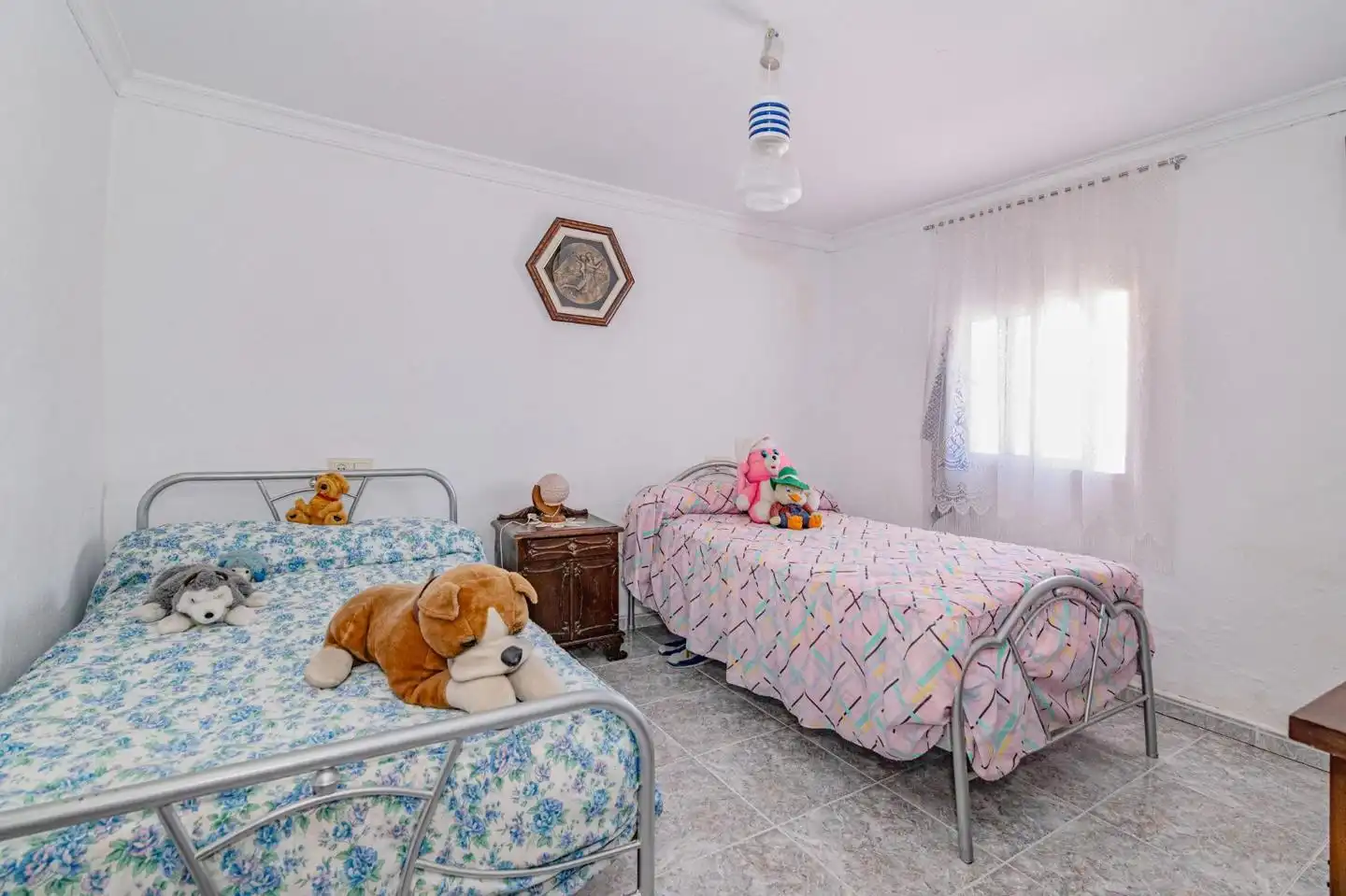 Dormitori de Casa o xalet en venda en Chimeneas amb Terrassa, Moblat i Balcó
