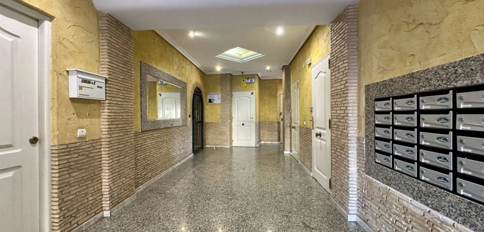 Apartament amb terrassa en venda a Centro, imagen 28