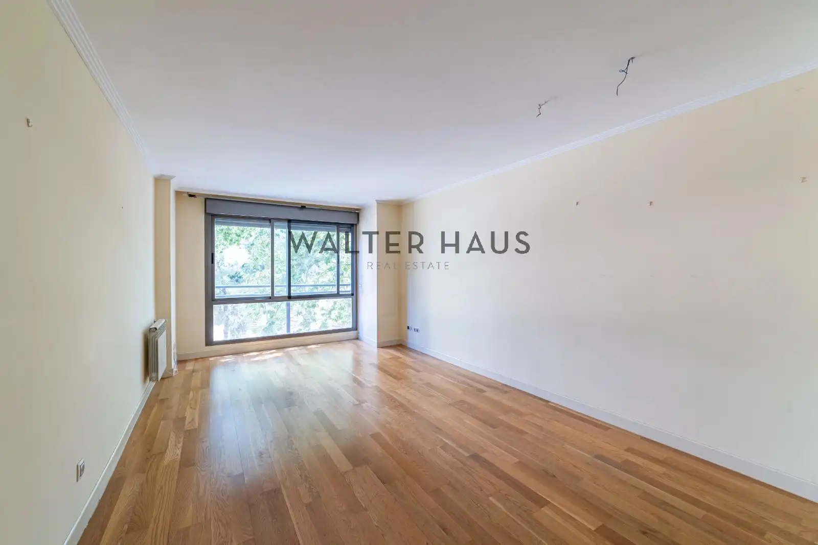 Exterior view of Flat for sale in Madrid  with Air Conditioner, Heating and Storage room