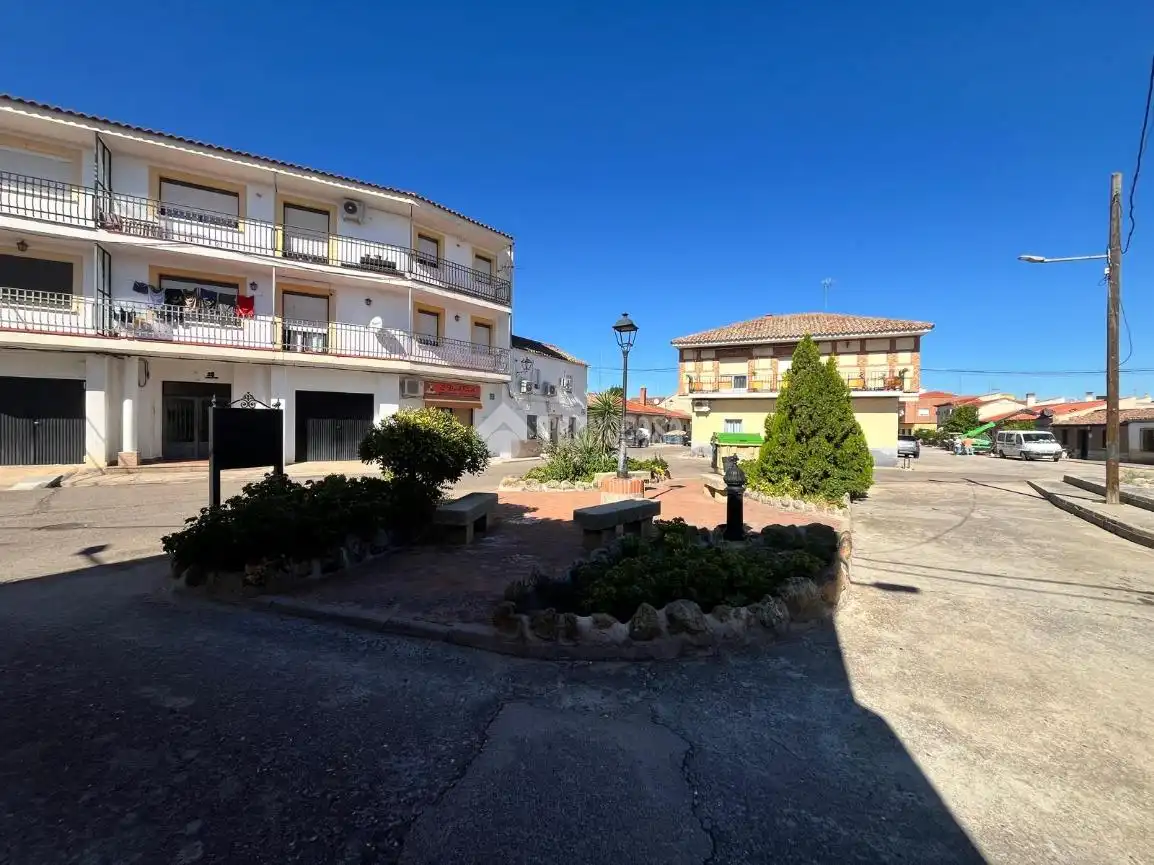 Vista exterior de Casa o chalet en venta en Alcaudete de la Jara con Aire acondicionado