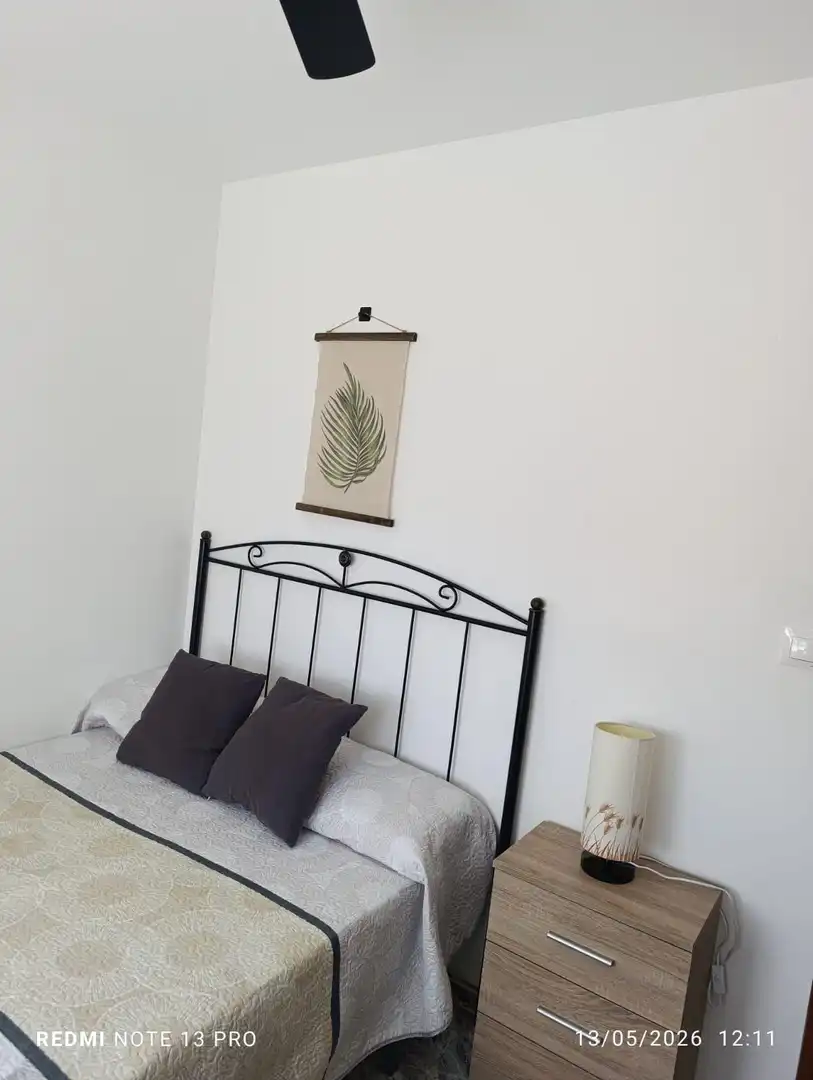 Habitación de Piso de alquiler en Granada con Balcón