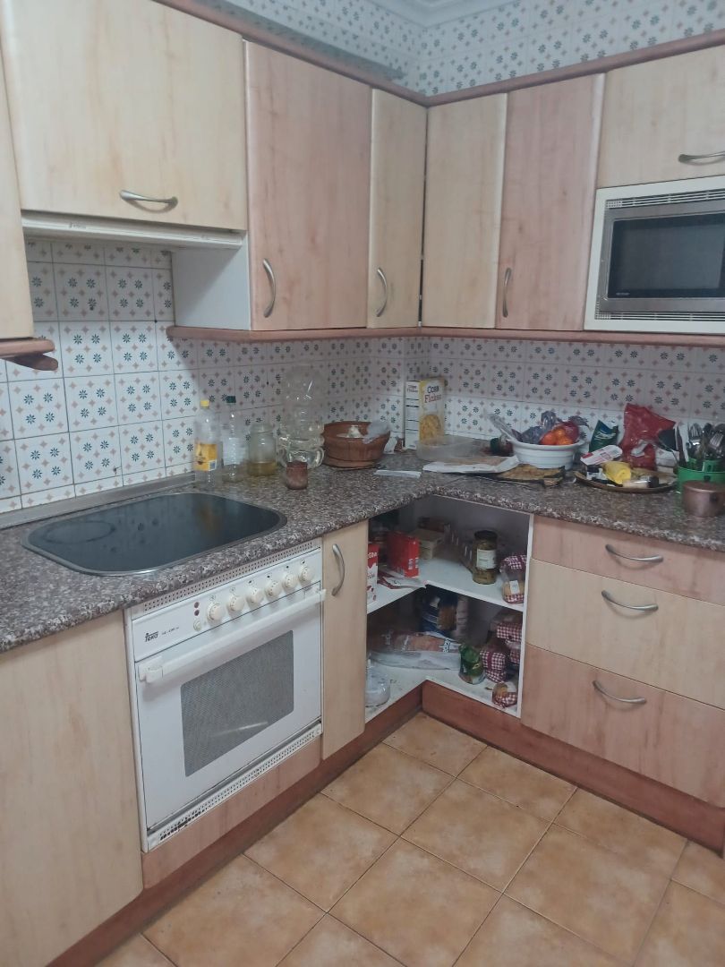 Kitchen of Flat for sale in Valladolid Capital  with Heating, Parquet flooring and Terrace