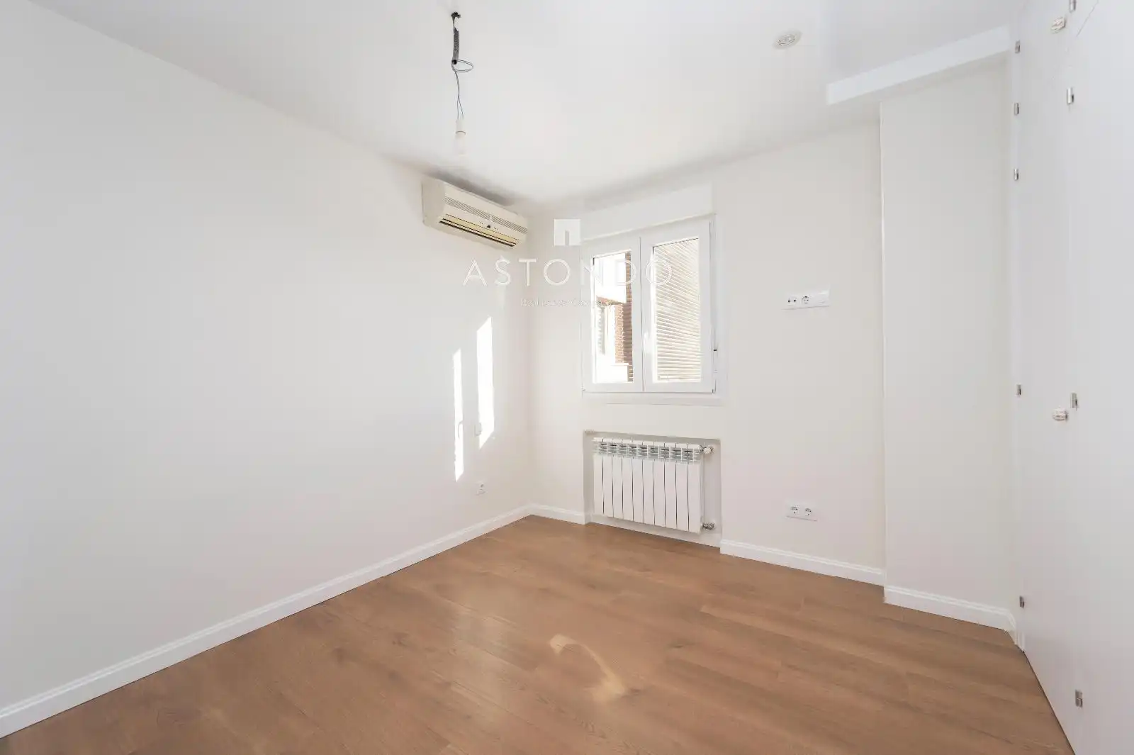 Habitación de Piso de alquiler en Madrid con Aire acondicionado, Calefacción y Piscina