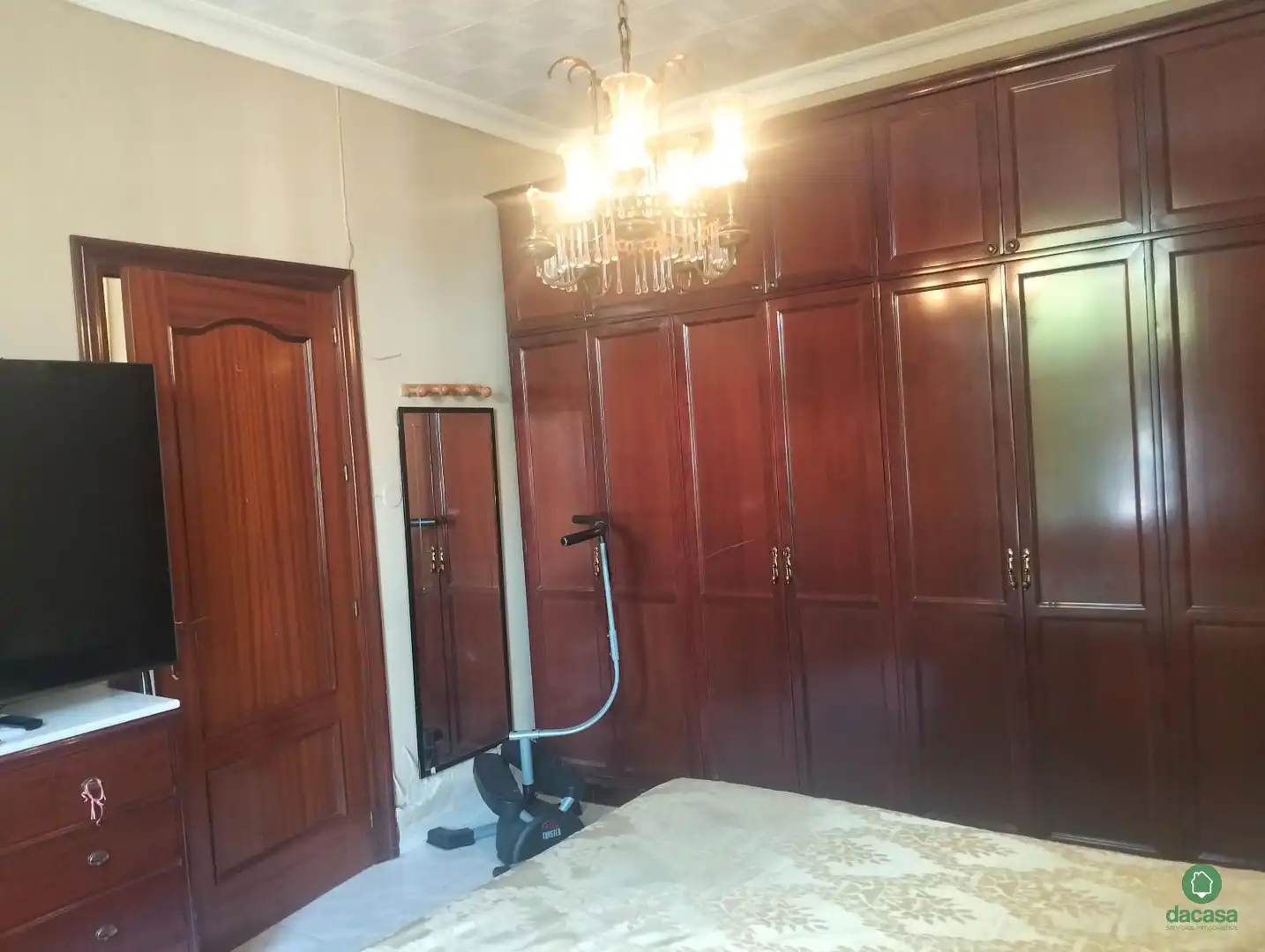 Schlafzimmer von Einfamilien-Reihenhaus zum Verkauf in Huelva mit Klimaanlage, Privatgarten und Abstellraum