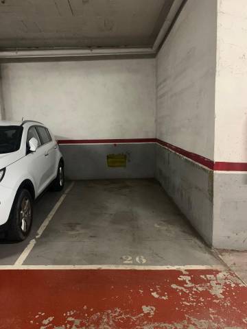 Garaje en Alquiler en Carrer Carrer de Calassanç Duran, 37 en Sol i Padris - Sant Oleguer