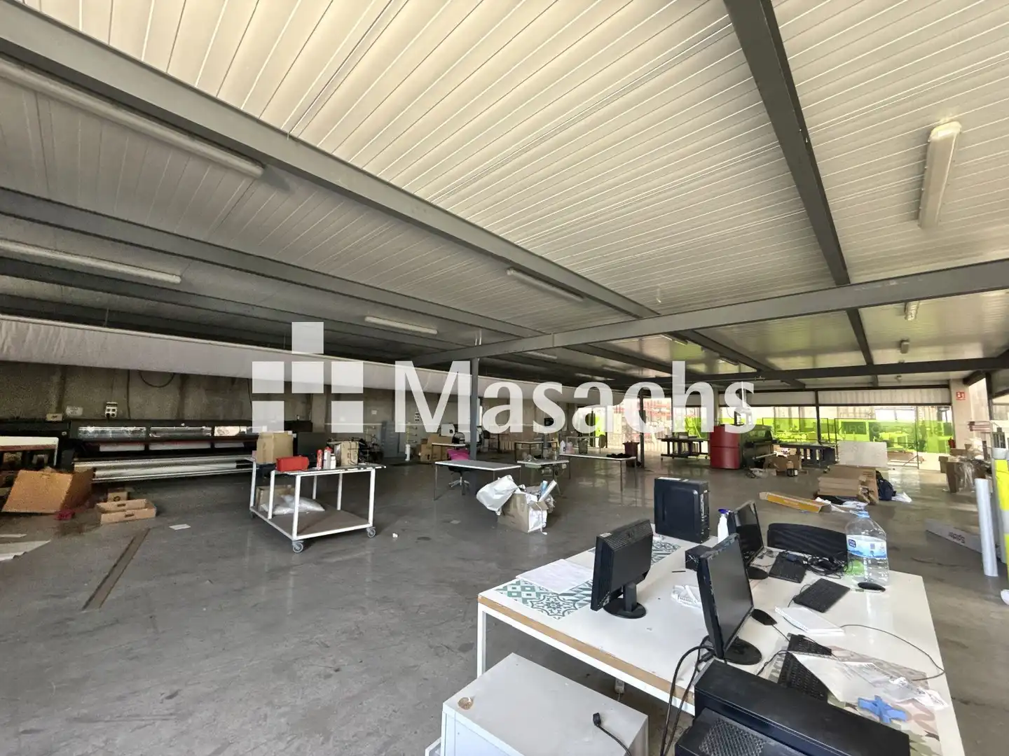 Nau industrial en venda en Manresa