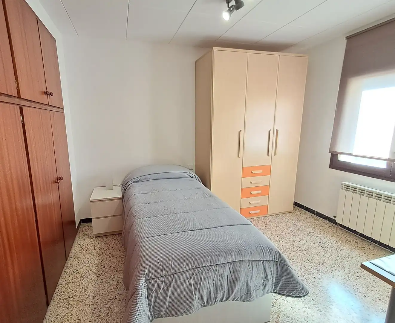 Dormitori de Casa adosada en venda en Sant Quirze de Besora amb Calefacció, Terrassa i Balcó