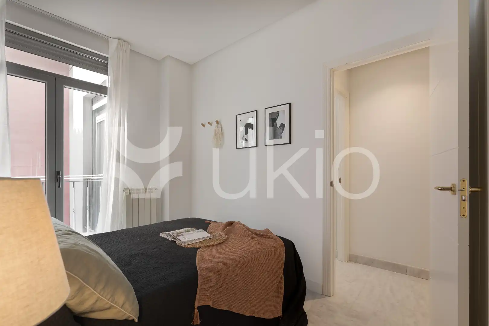 Habitación de Apartamento de alquiler en Madrid con Aire acondicionado, Calefacción y Amueblado