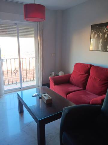 Piso en Alquiler en Calle Santa Ana en La Zubia Ciudad