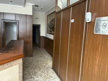Local comercial en venta en Calle Calzadas 23