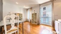 Bedroom of Flat for sale in Bilbao   with Heating, Furnished and Balcony
