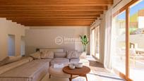 Living room of House or chalet for sale in Alaró  with Air Conditioner, Private garden and Terrace