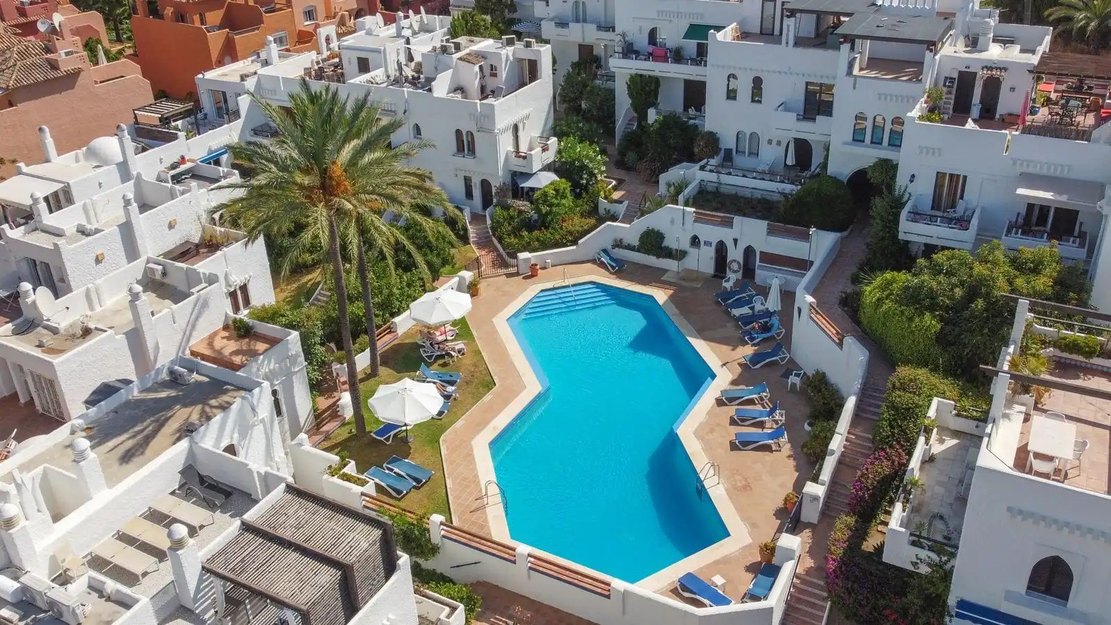 Vivienda con piscina en venta en Urbanización la Alzambra 11, imagen 26