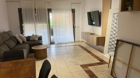 Foto 2 de Planta baixa de lloguer a Benatalaya, Estepona