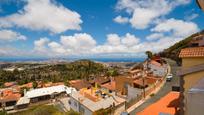Vista exterior de Casa o xalet en venda en Las Palmas de Gran Canaria amb Terrassa