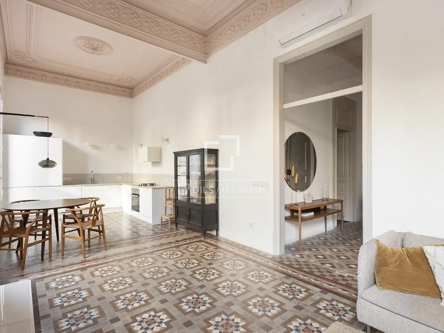 Sala de estar de Piso en venta en Barcelona con Aire acondicionado, Calefacción y Amueblado