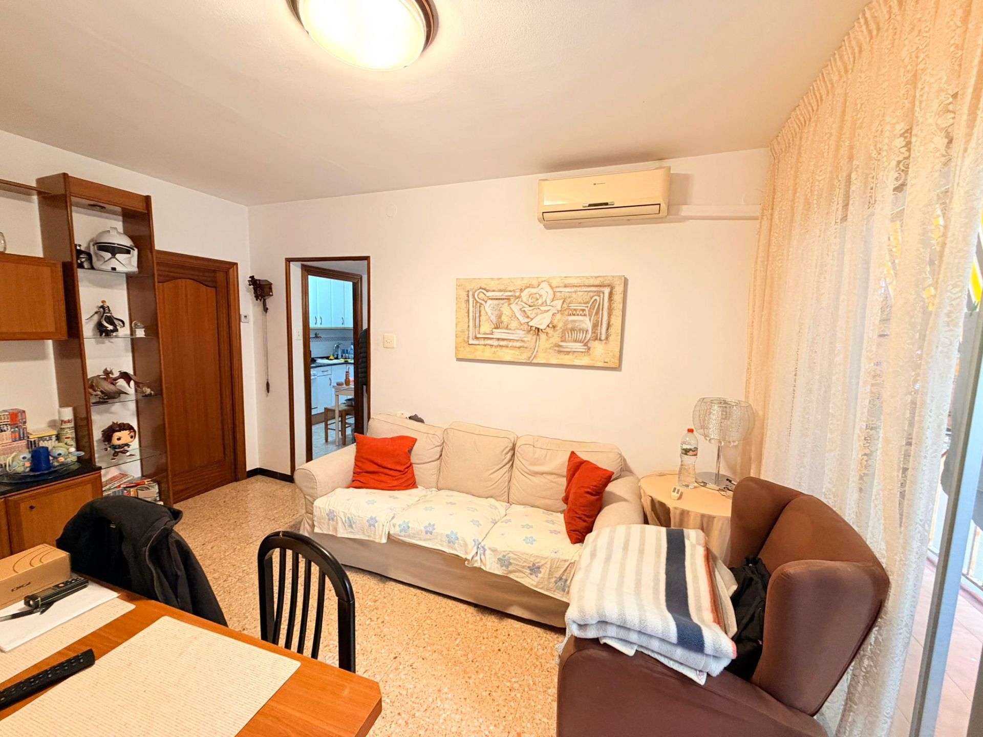 Pis en venda a Carrer d'Àngel Guimerà, Sant Crist