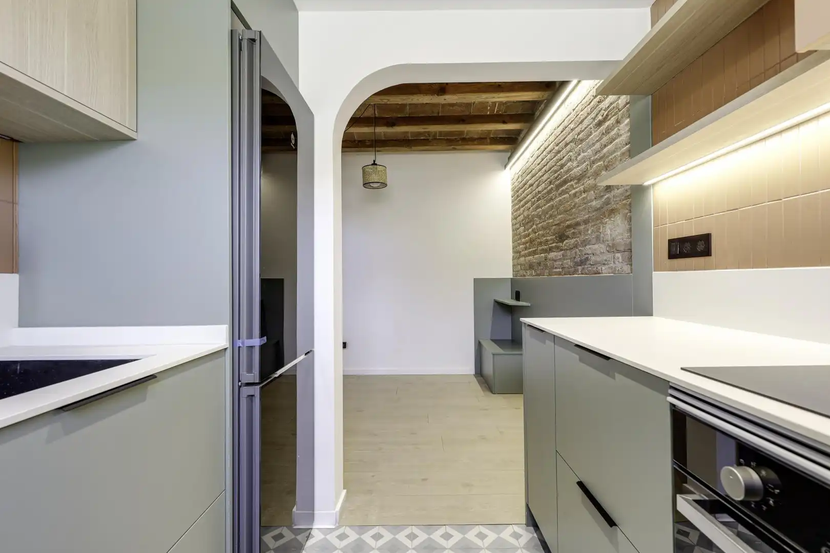 Estudio de alquiler en de Milà i Fontanals, Vila de Gràcia