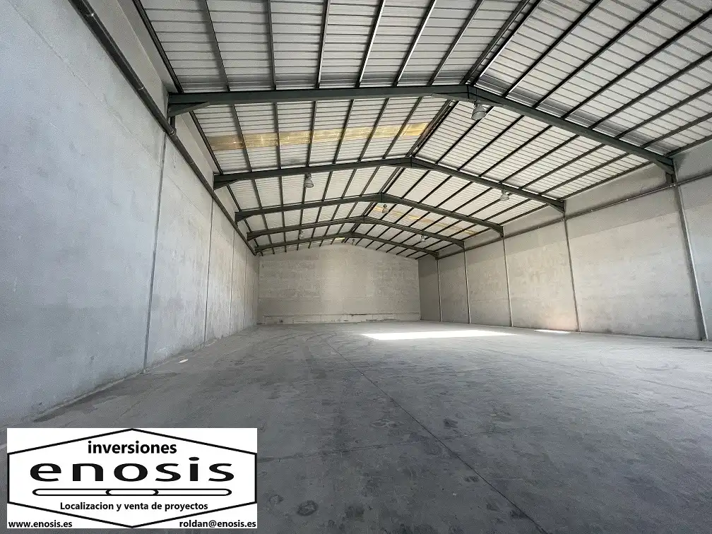 Nave industrial de alquiler en Roldán