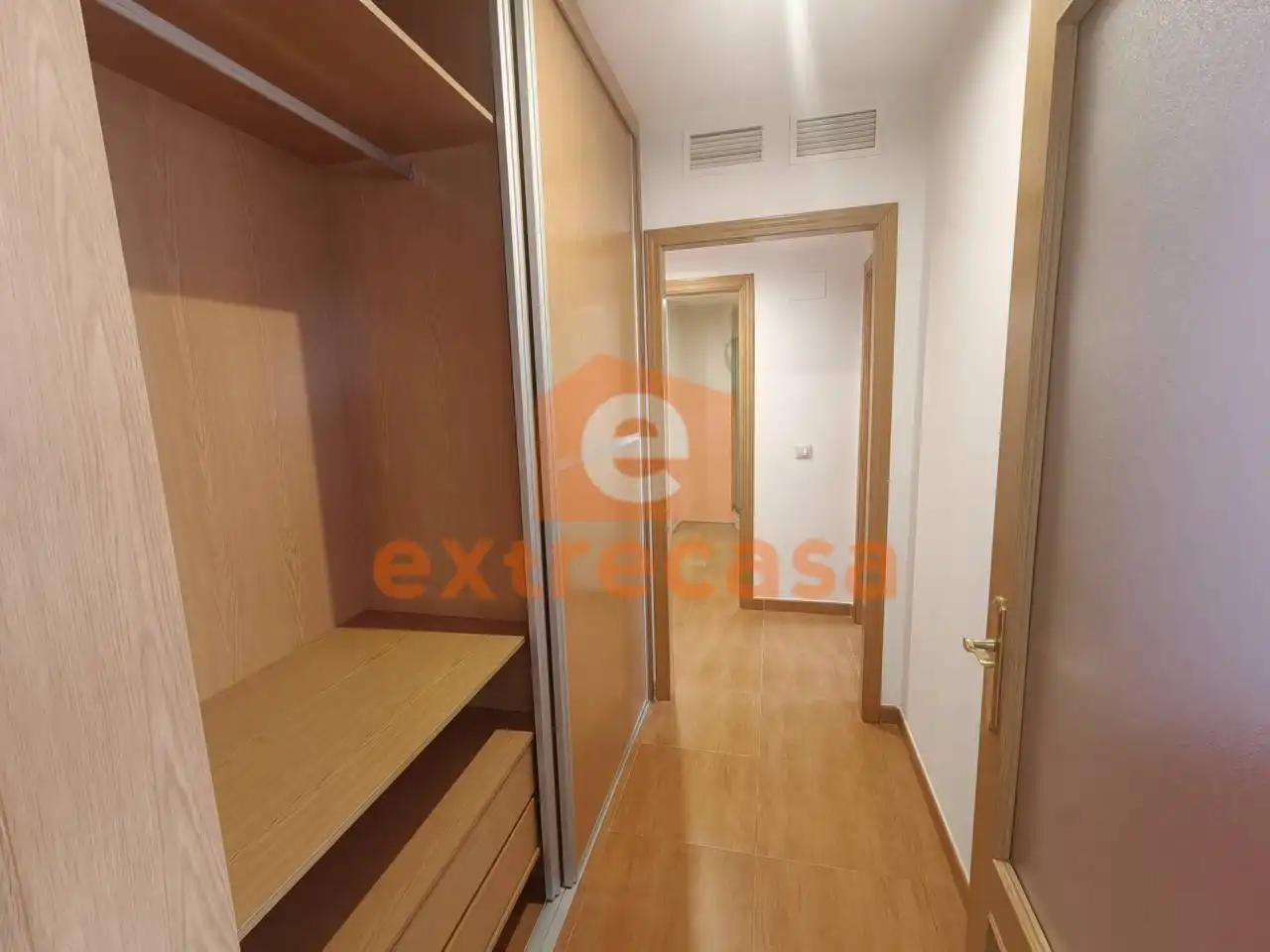 Apartamento de alquiler en Badajoz con Aire acondicionado, Amueblado y Balcón