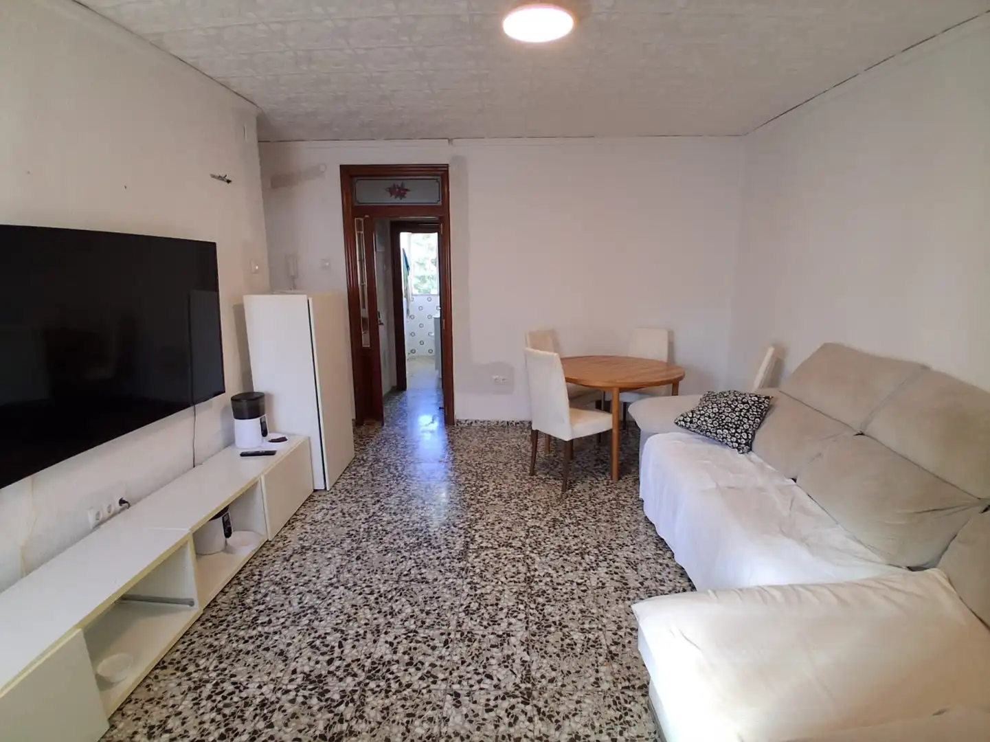 Sala d'estar de Pis en venda en Valencia amb Aire condicionat i Balcó