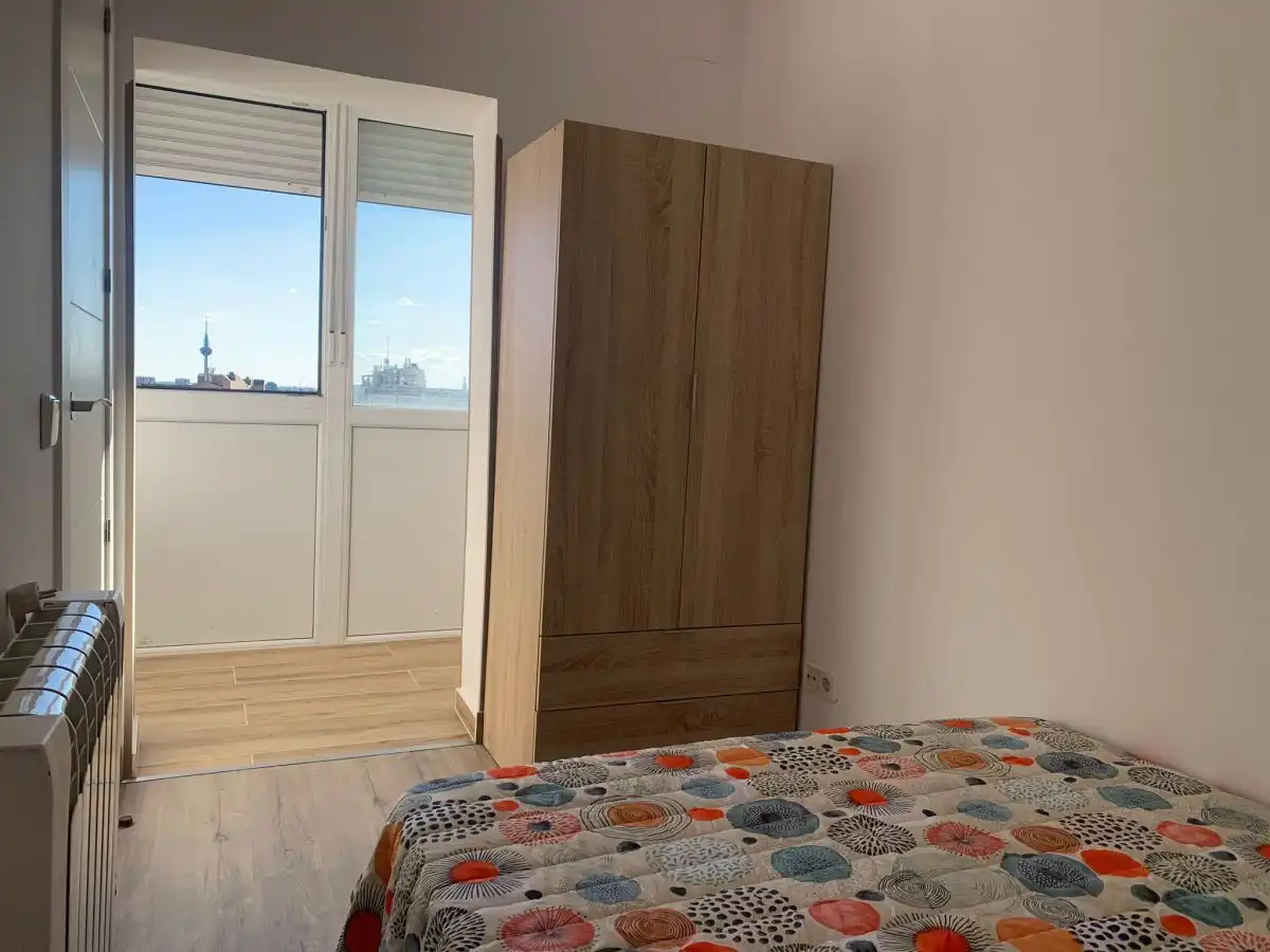 Schlafzimmer von Wohnung zur untervermieten in Madrid mit Heizung, Terrasse und Möbliert