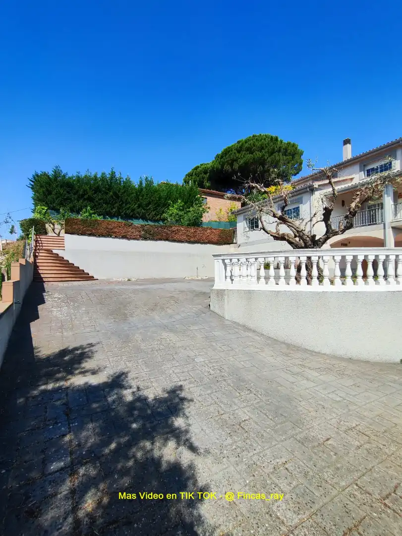 Vista exterior de Casa o chalet en venta en Bigues i Riells del Fai con Calefacción, Jardín privado y Terraza