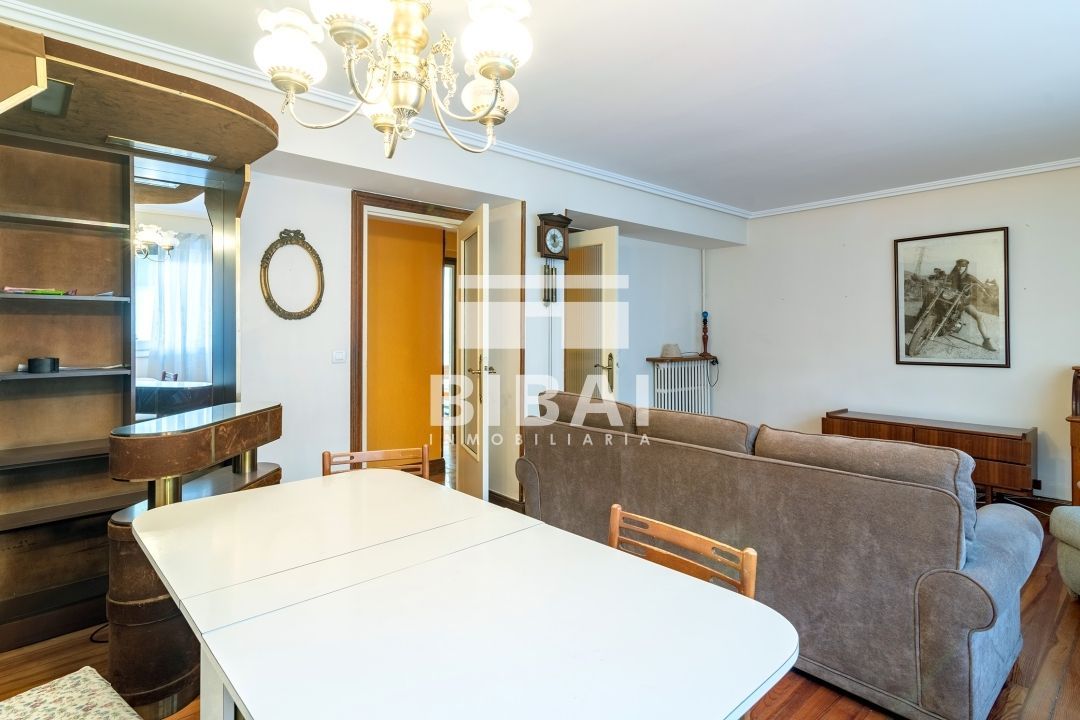 Sala d'estar de Pis en venda en Arrasate / Mondragón amb Calefacció