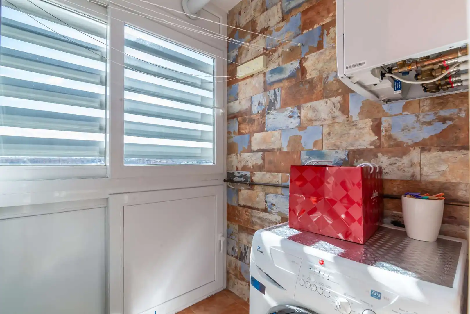Balcony of Attic for sale in Madrid  with Heating, Terrace and Storage room