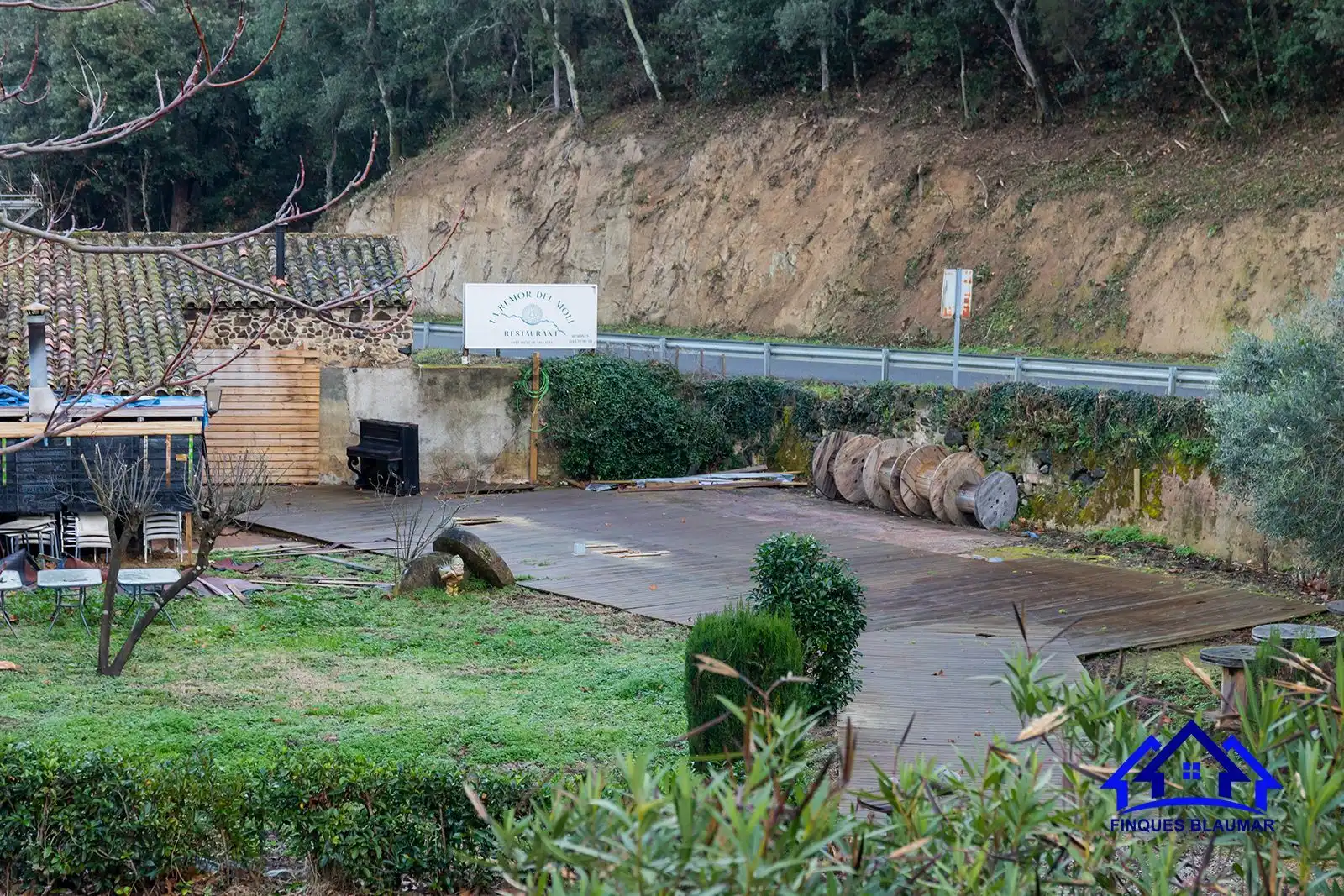 Geschaftsraum zur Miete in Sant Iscle de Vallalta mit Klimaanlage und Terrasse