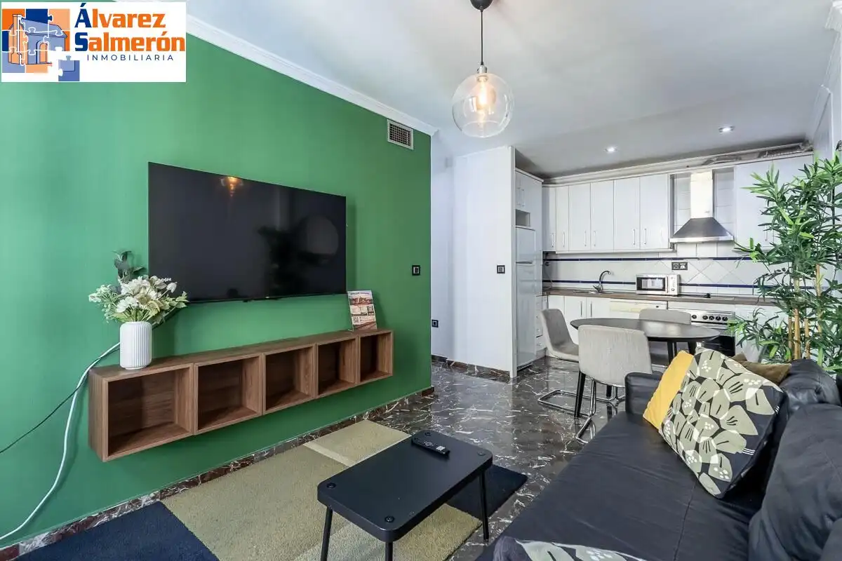 Living room of Flat for sale in Granada