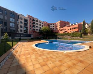 Piscina de Pis en venda en Sant Andreu de la Barca amb Calefacció, Parquet i Piscina comunitària