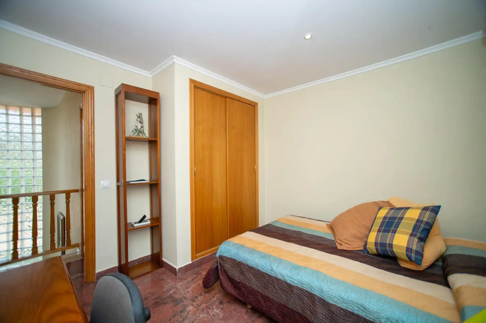 Dormitori de Casa o xalet en venda en Chiva amb Aire condicionat, Calefacció i Terrassa
