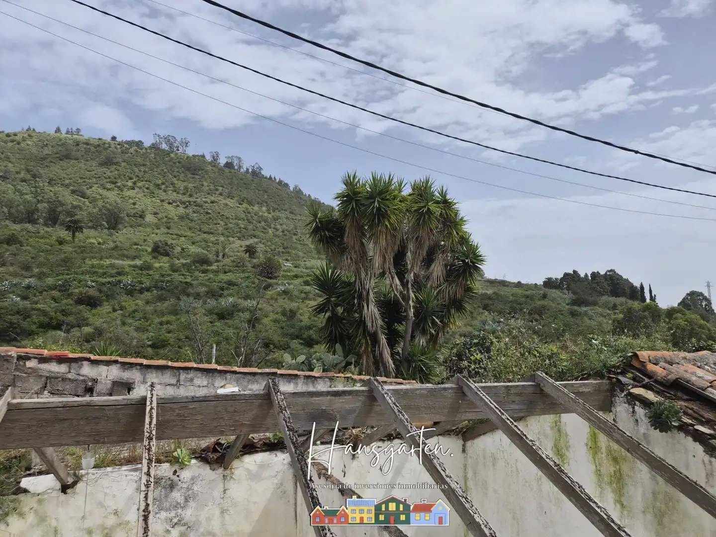 Houses for sale in Teror  with Private garden