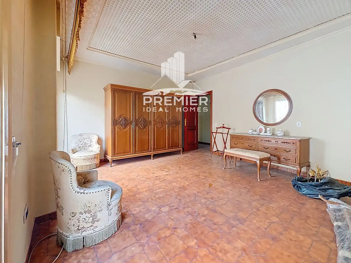 Bedroom of Flat for sale in Elda  with Heating, Terrace and Balcony