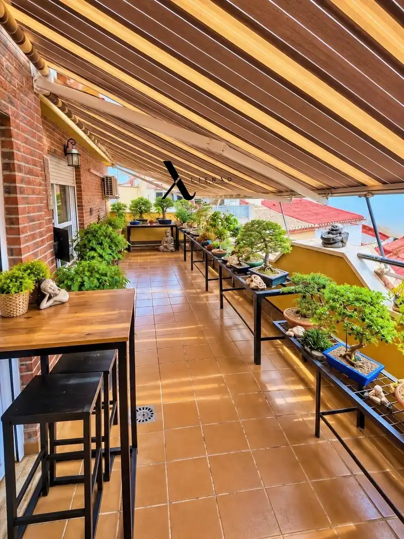 Ático con terraza en venta en Calle ESCALANTE