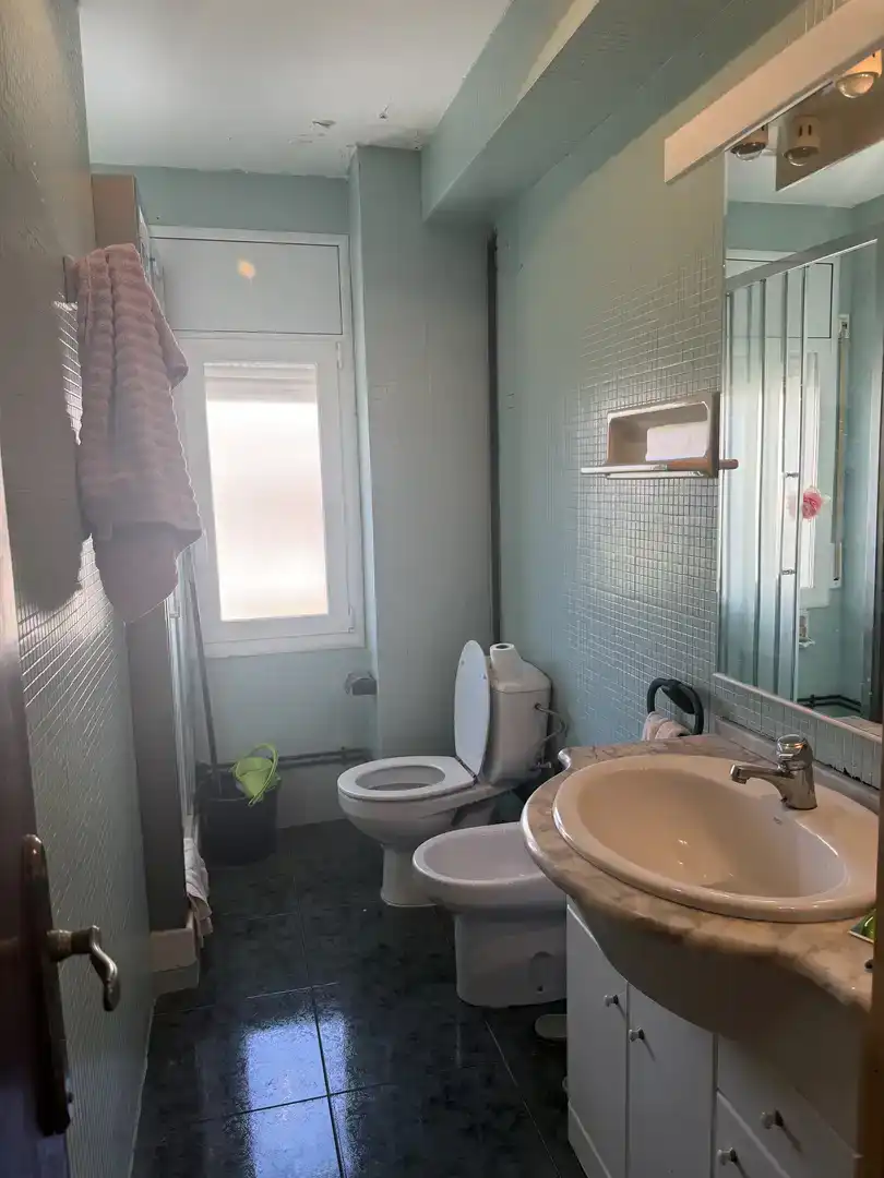 Baño de Piso de alquiler en Salou con Amueblado