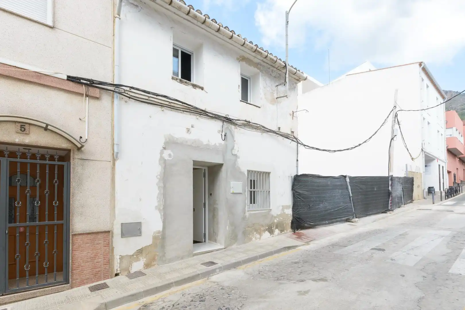 Vista exterior de Casa o chalet en venta en Tavernes de la Valldigna con Terraza
