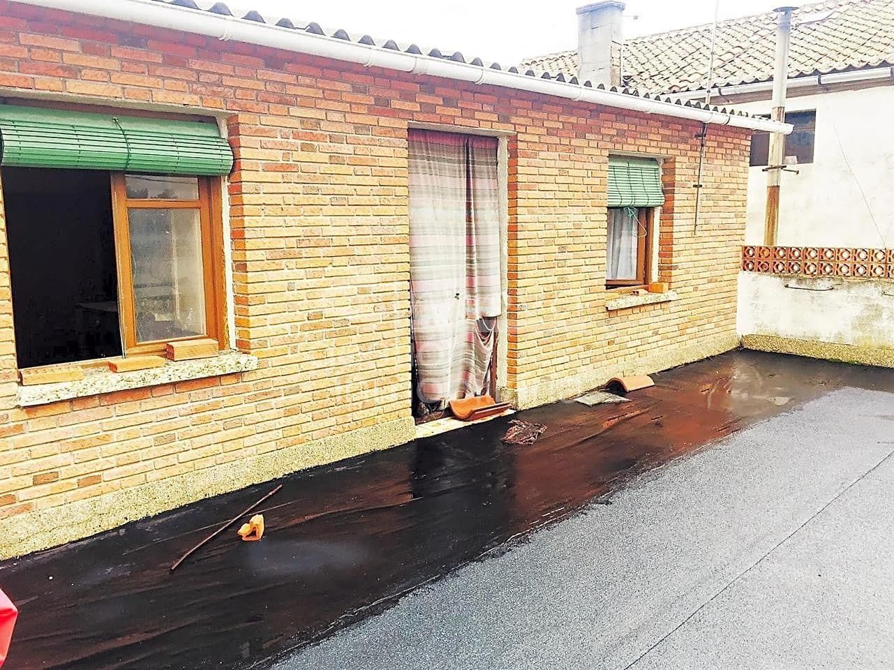 Exterior view of House or chalet for sale in Navas de Oro  with Terrace