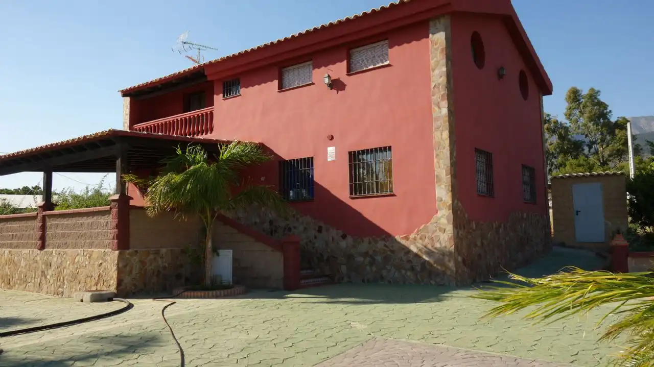 Casa rústica amb piscina en venda a Los Tablones - La Garnatilla, imagen 9