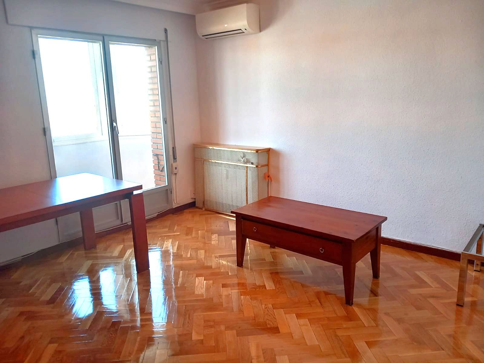 Living room of Flat to rent in Coslada  with Air Conditioner, Heating and Terrace