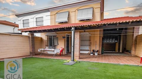 Photo 2 of Single-family semi-detached for sale in Calle Calle de Nicolás Copérnico, La Granja - La Colina - Los Pastores, Cádiz