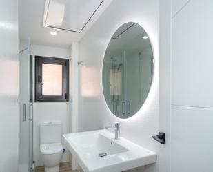 Bathroom of Apartment for sale in Palamós  with Heating, Microwave and TV